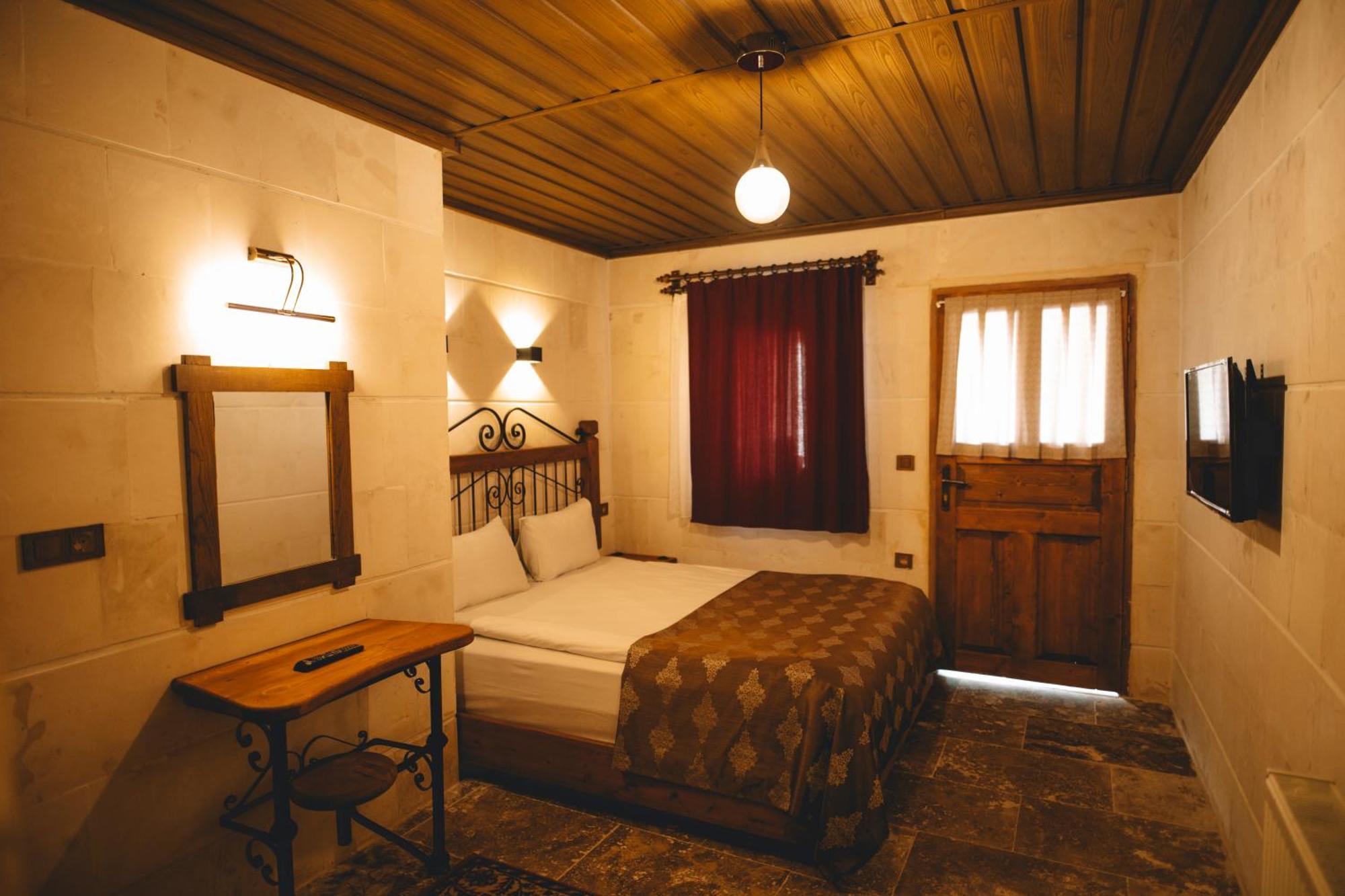 Bed and Breakfast Cavusin Cave House-Cappadocia Göreme Exterior foto