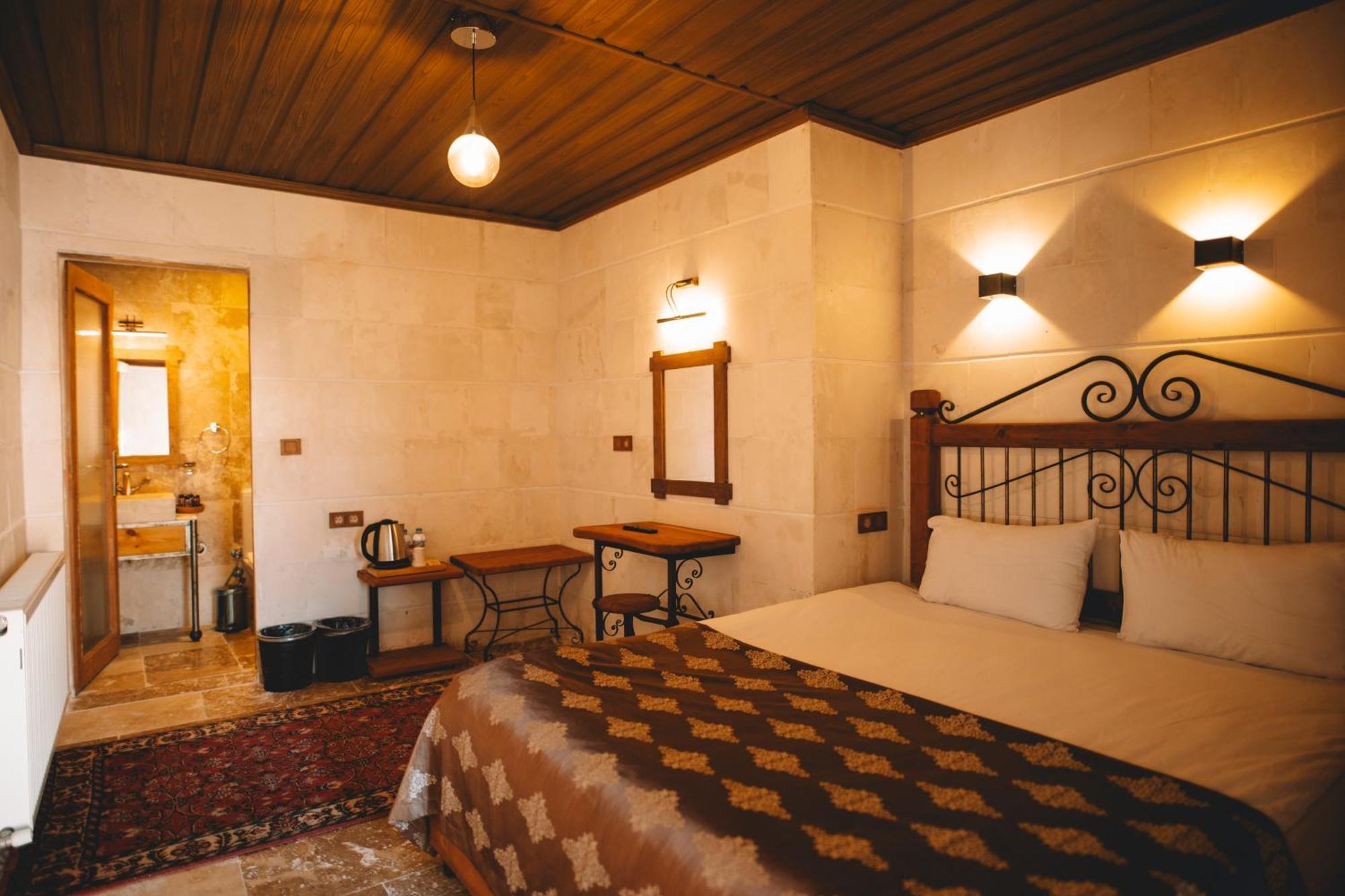 Bed and Breakfast Cavusin Cave House-Cappadocia Göreme Exterior foto