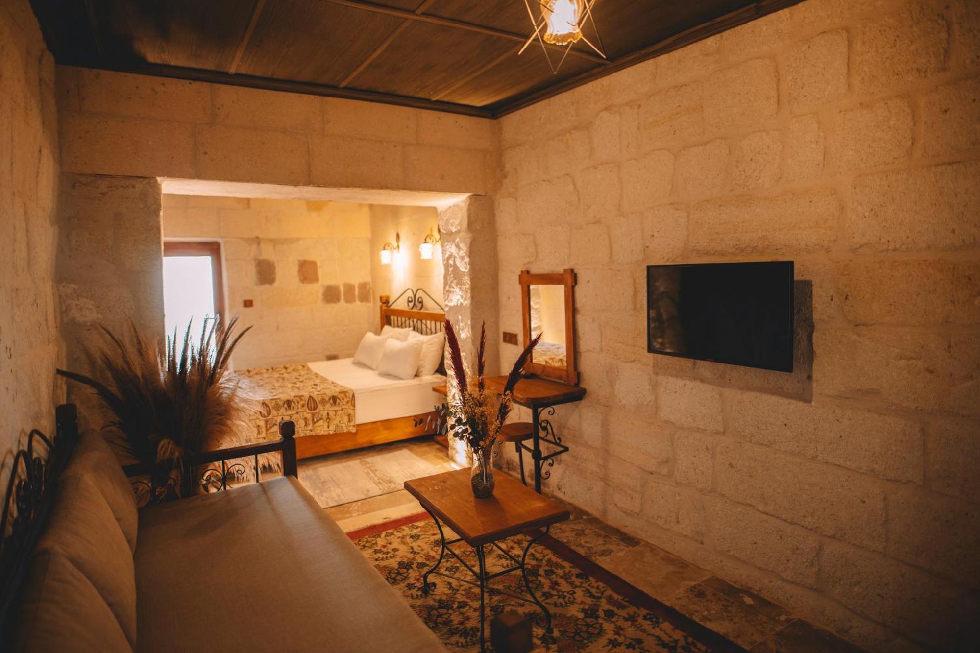 Bed and Breakfast Cavusin Cave House-Cappadocia Göreme Exterior foto