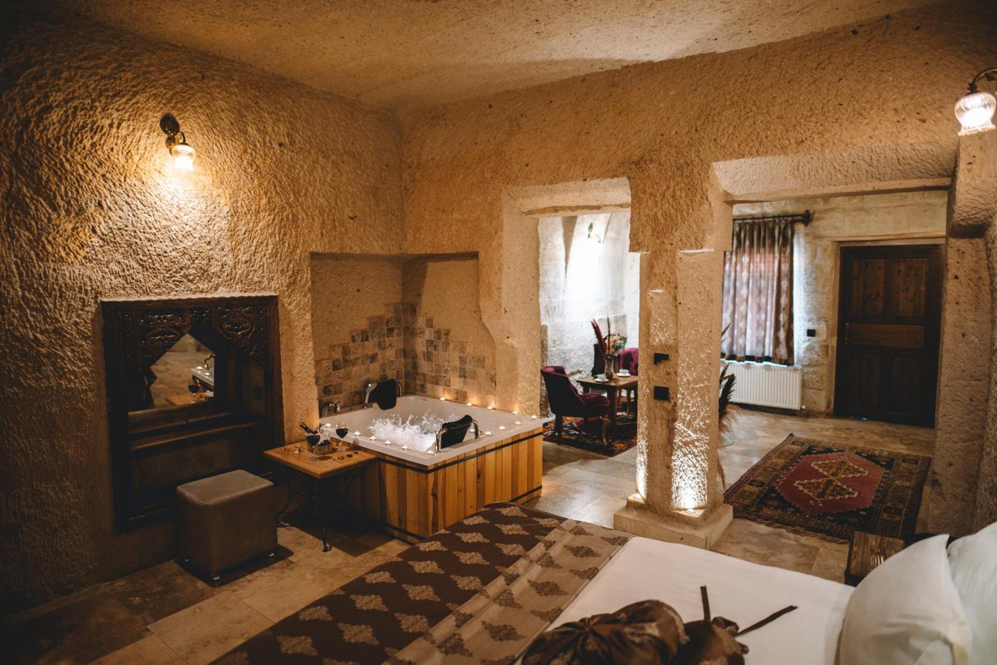 Bed and Breakfast Cavusin Cave House-Cappadocia Göreme Exterior foto