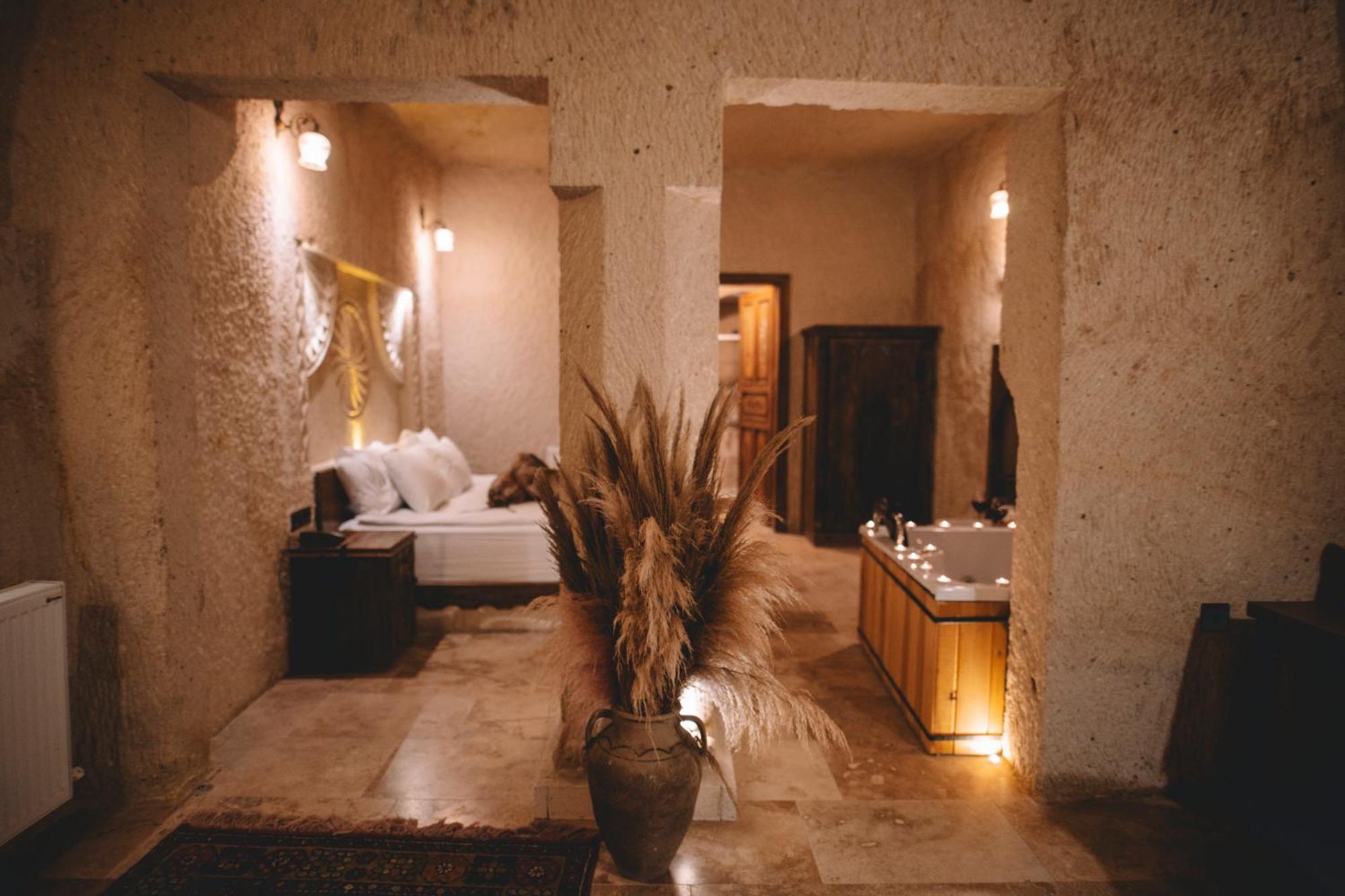 Bed and Breakfast Cavusin Cave House-Cappadocia Göreme Exterior foto